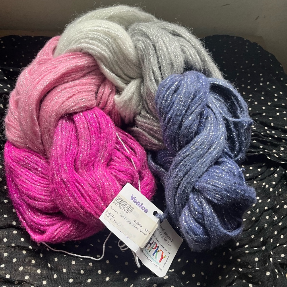 Hand Painted Knitting Kit by HPKY - Picture 4 of 7